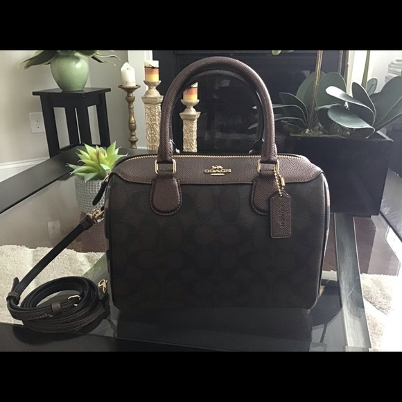 *SOLD*Coach Mini Bennett Signature Satchel - Picture 6 of 10